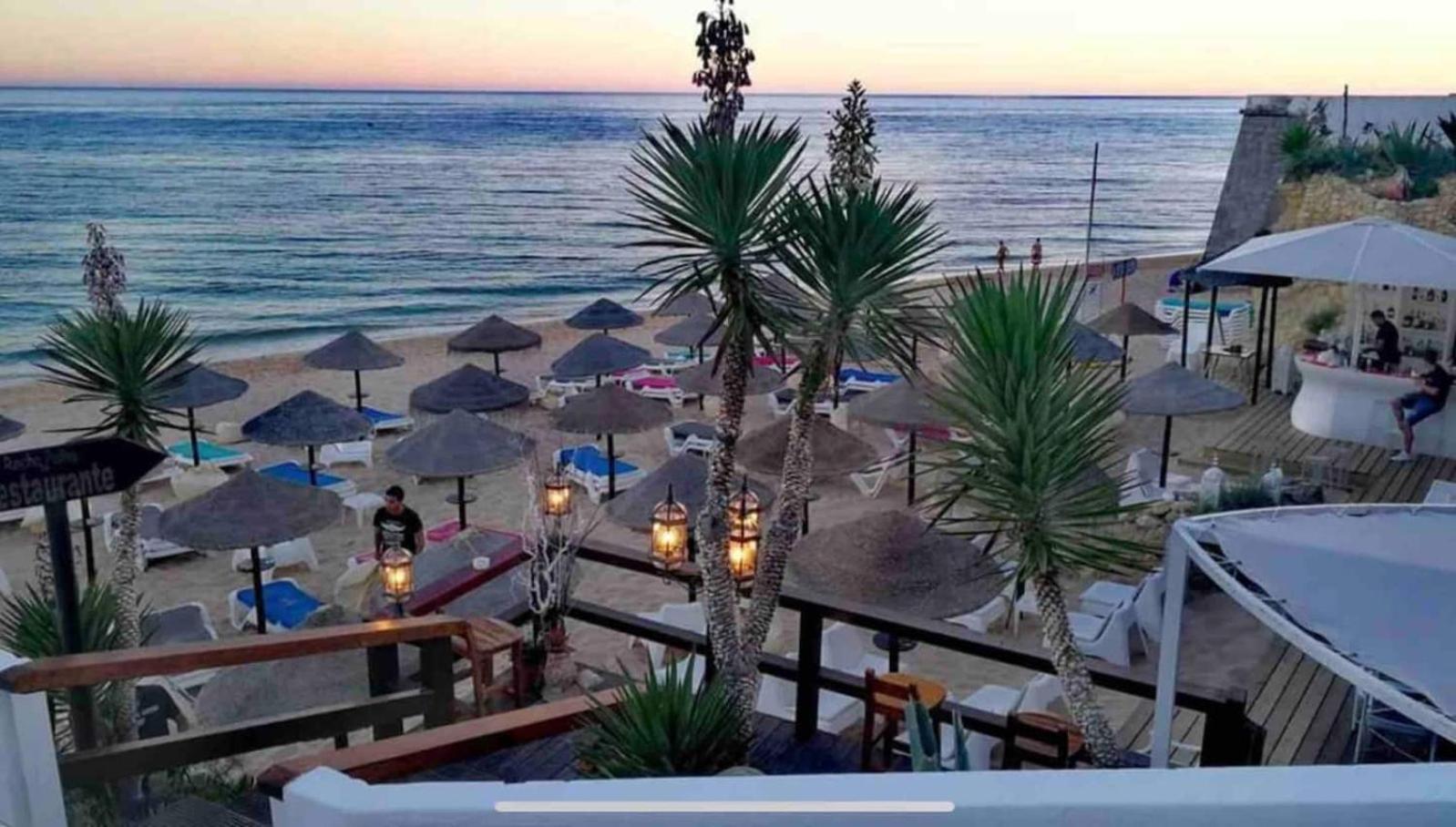 Spacious Beach 2 Bedroom Apt Sleep6 By Promenade Armação de Pêra 외부 사진